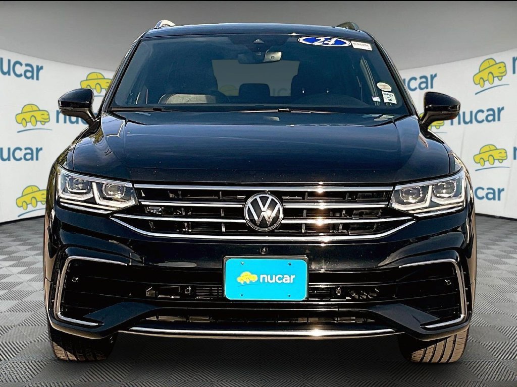Used 2024 Volkswagen Tiguan SEL R-Line AWD/4WD image 2