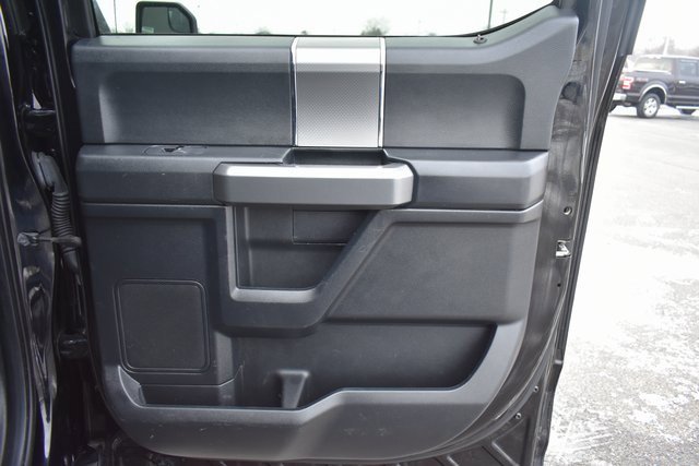 Used 2016 Ford F150 XLT w/ Equipment Group 302A Luxury image 42