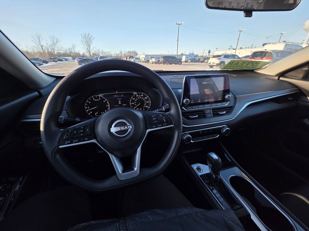 Used 2023 Nissan Altima 2.5 SV image 42