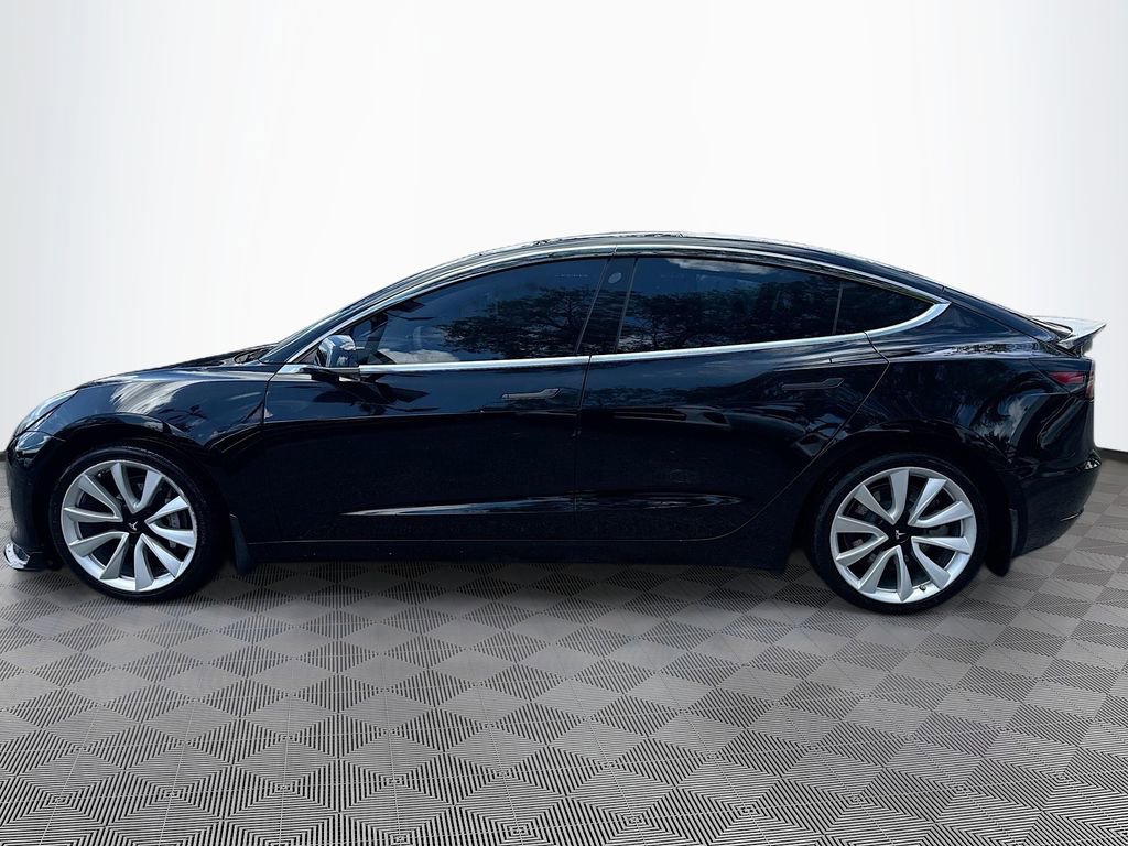Used 2020 Tesla Model 3 Standard Range image 7