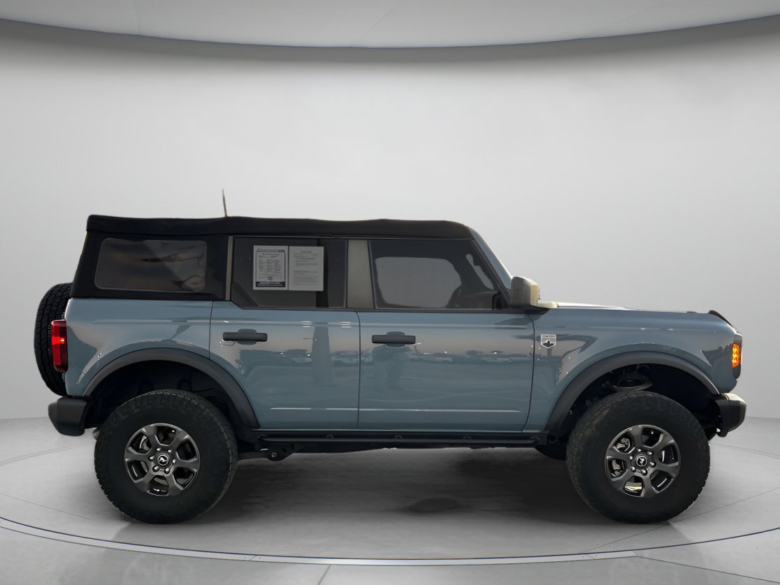 Used 2022 Ford Bronco Big Bend image 2