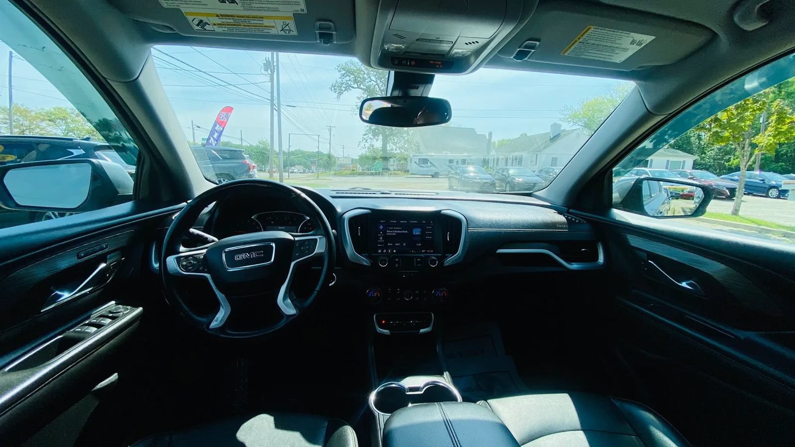 Used 2023 GMC Terrain SLT AWD/4WD image 7