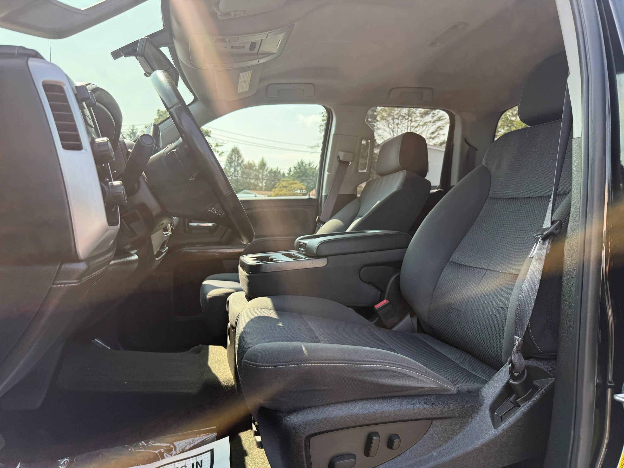 Used 2016 GMC Sierra 2500 SLE w/ SLE Preferred Package AWD/4WD image 14