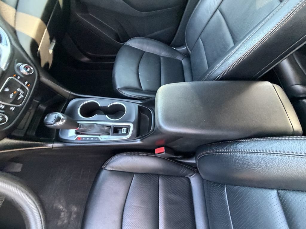 Used 2019 Chevrolet Equinox LT FWD image 18