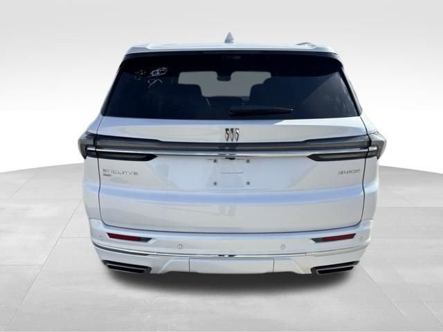 Used 2025 Buick Enclave Avenir w/ Super Cruise Package image 4