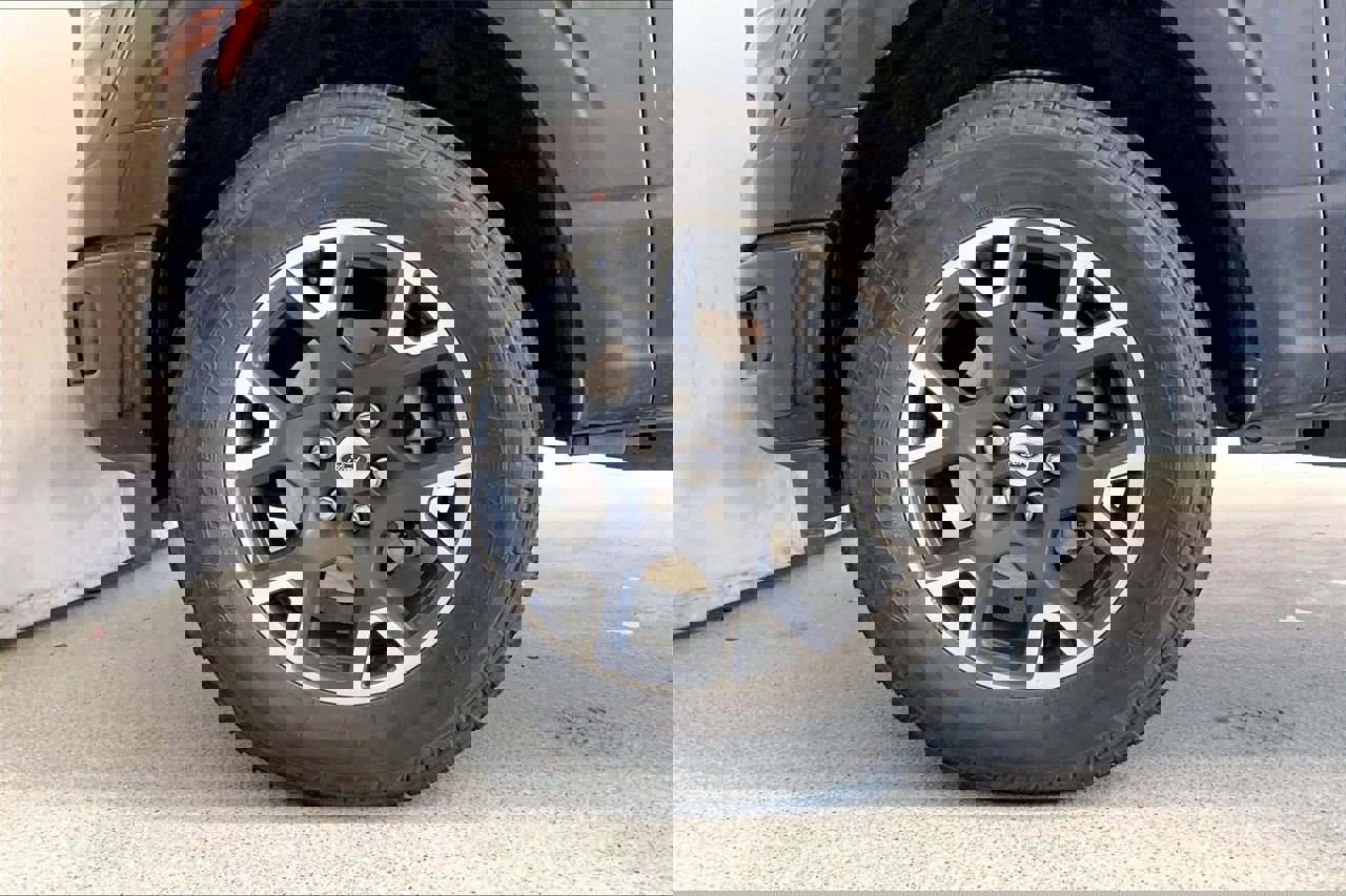 Used 2024 Ford F150 STX image 6