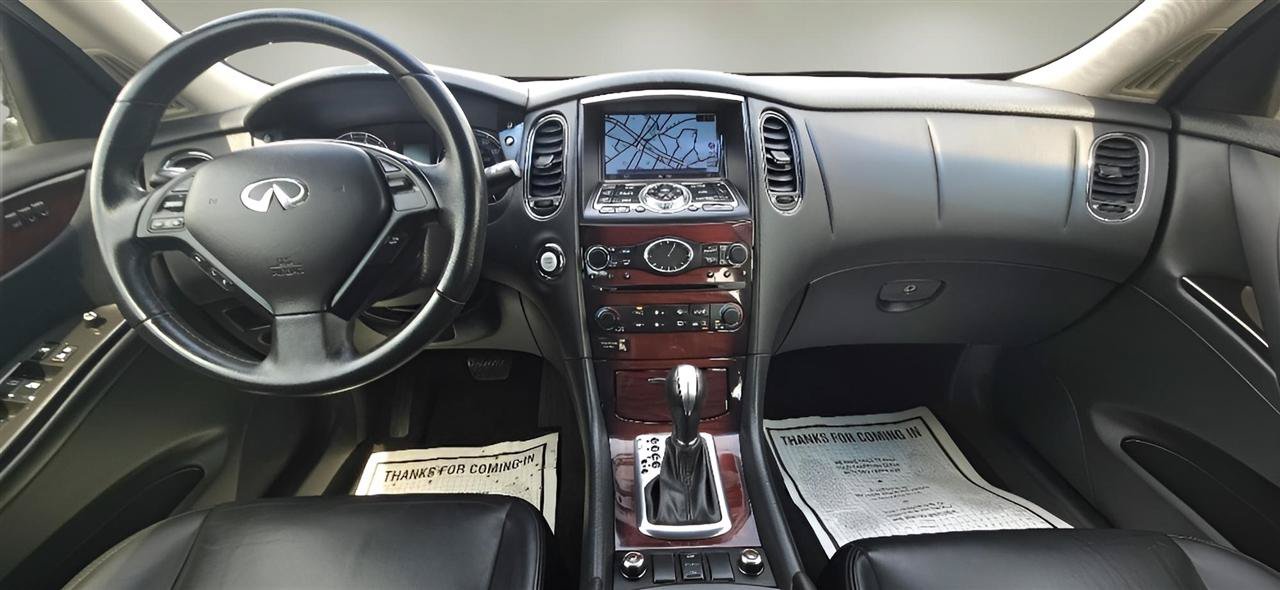 Used 2017 INFINITI QX50 AWD w/ Premium Plus Package image 15