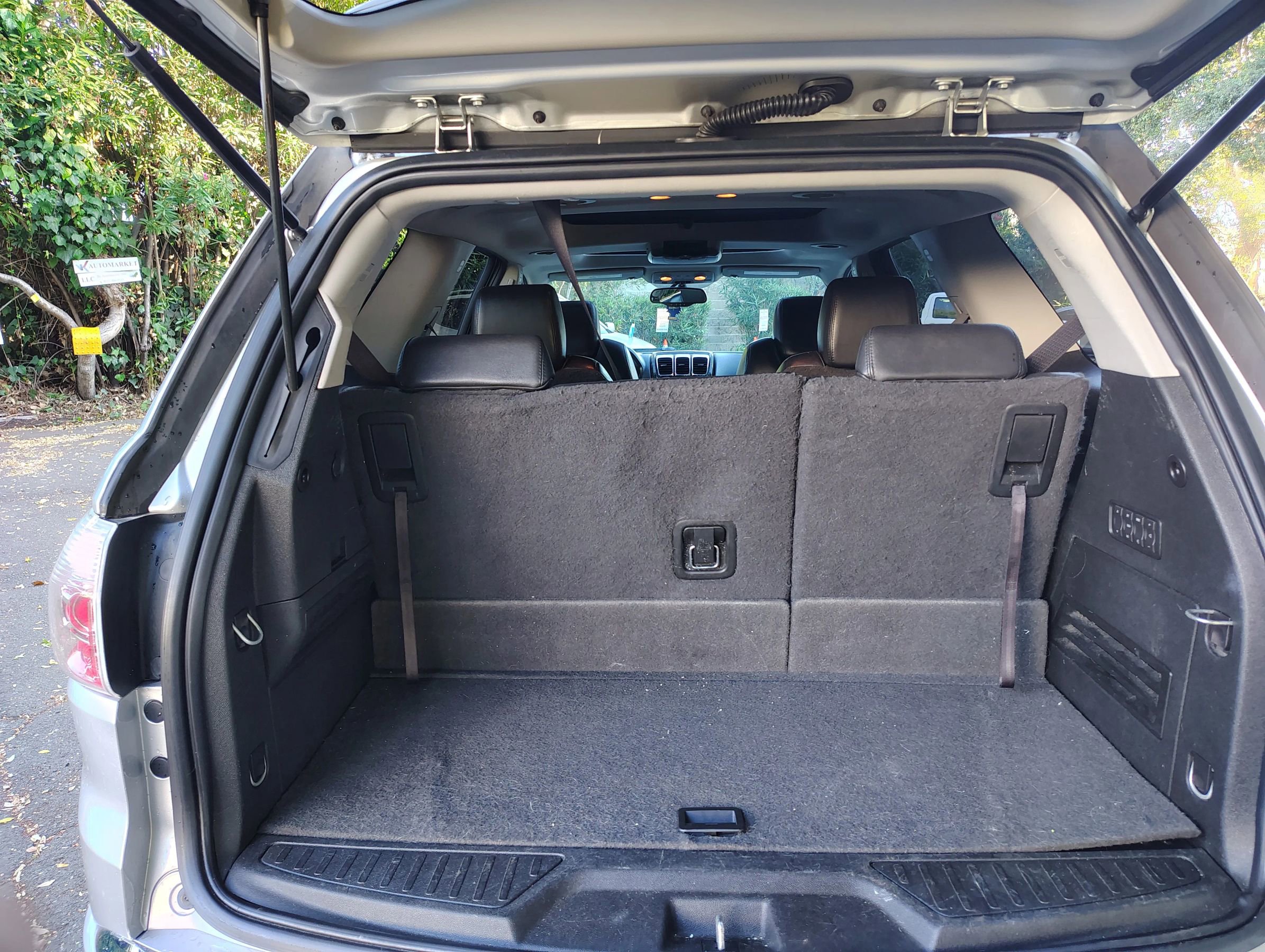 Used 2012 GMC Acadia Denali image 19