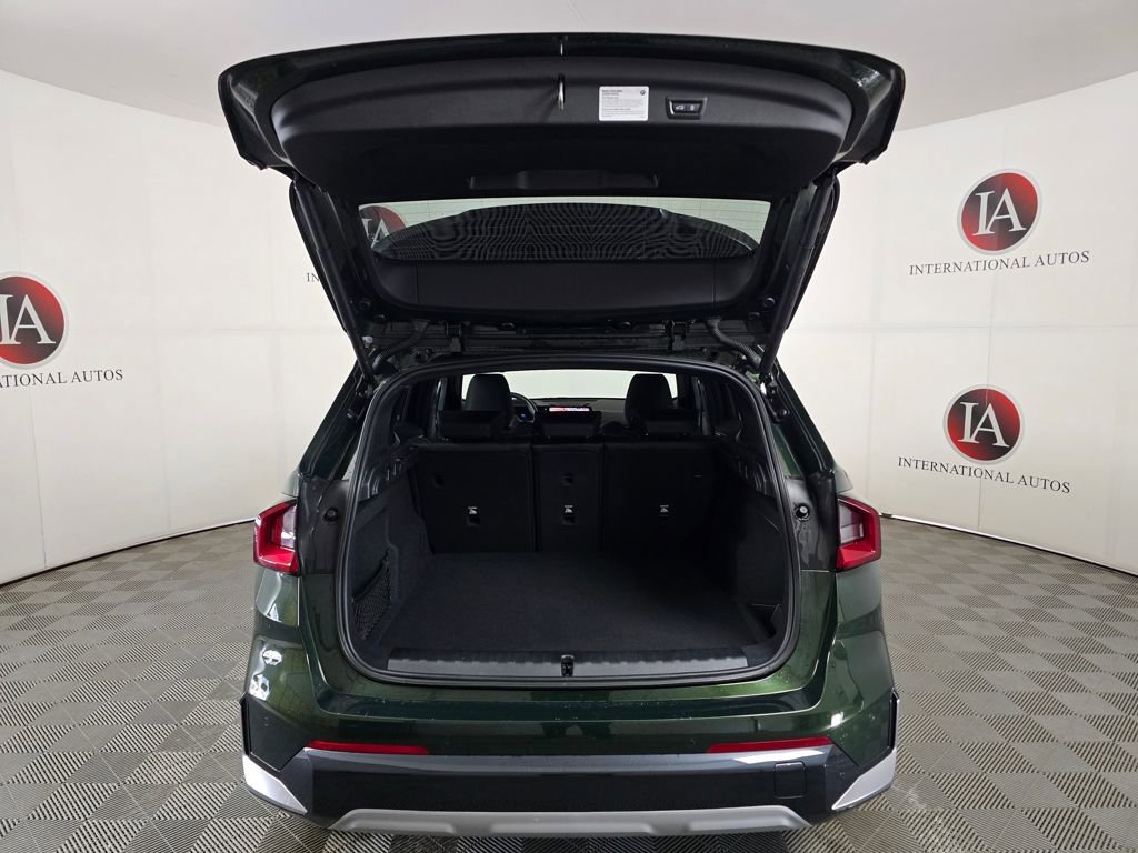 Used 2024 BMW X1 xDrive28i w/ Premium Package image 9