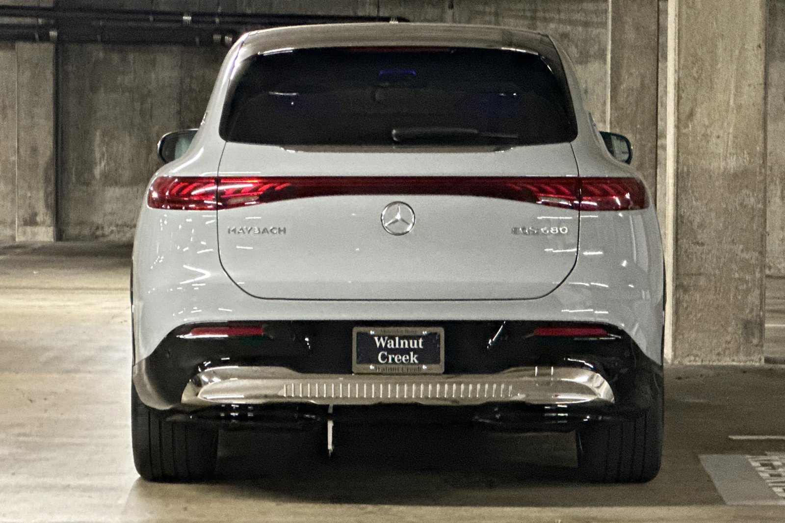 New 2025 Mercedes-Benz Maybach EQS 680 4MATIC image 9