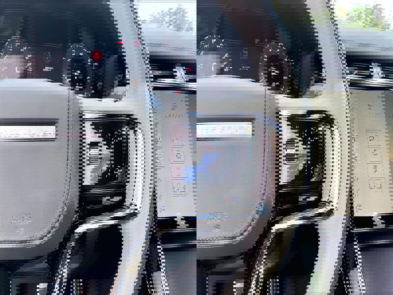 Used 2026 Land Rover Range Rover Velar Dynamic SE image 21