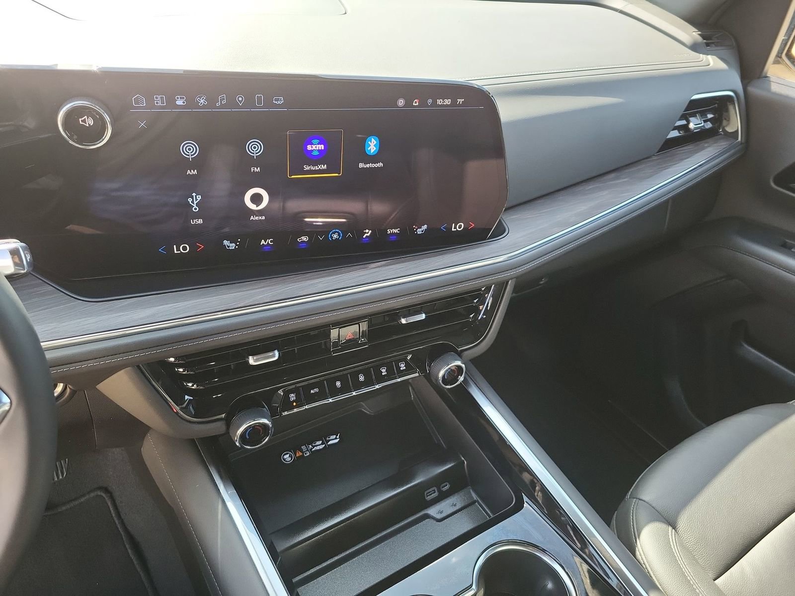 Certified 2025 Chevrolet Tahoe Z71 image 13