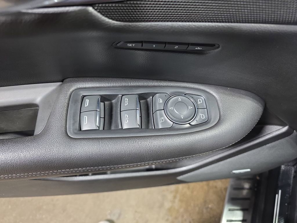 Used 2019 Cadillac XT5 Luxury w/ Trailering Package image 28