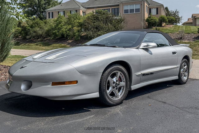Used 1997 Pontiac Firebird Trans Am RWD image 22
