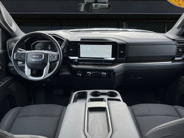 Used 2024 GMC Sierra 1500 Elevation image 10