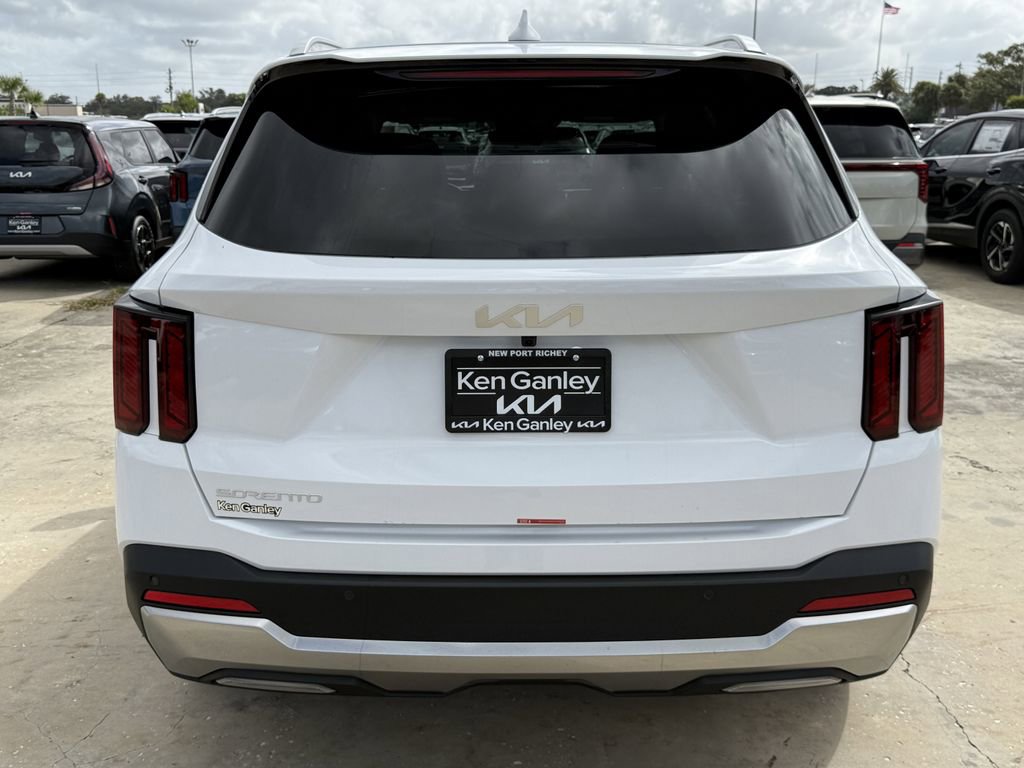 New 2026 Kia Sorento S w/ S Panoramic Sunroof Package image 5