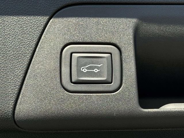 Used 2023 Buick Envision Avenir image 9