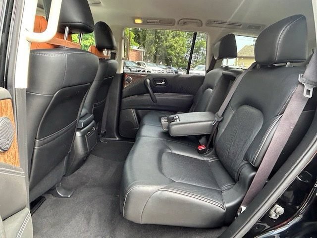 Used 2017 INFINITI QX80 4WD w/ Driver Assistance Package image 14