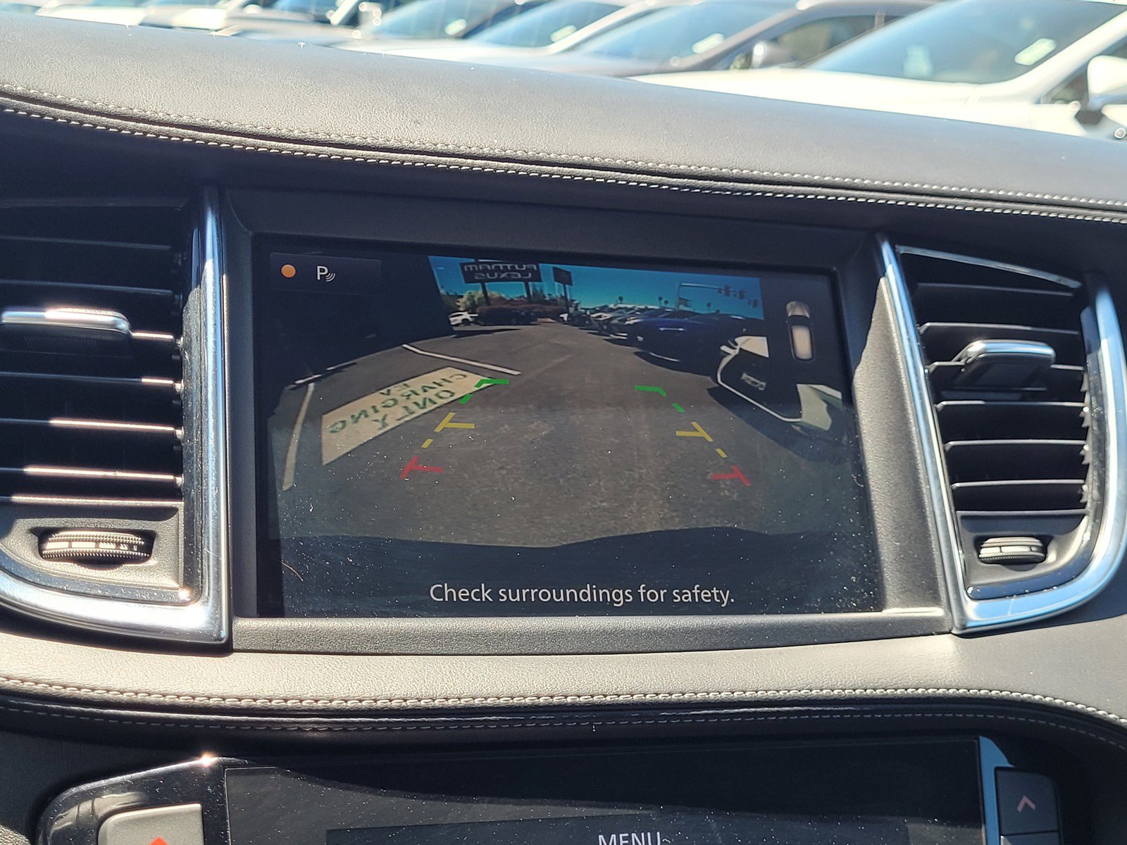 Used 2020 INFINITI QX50 Luxe w/ Navigation Package FWD image 15