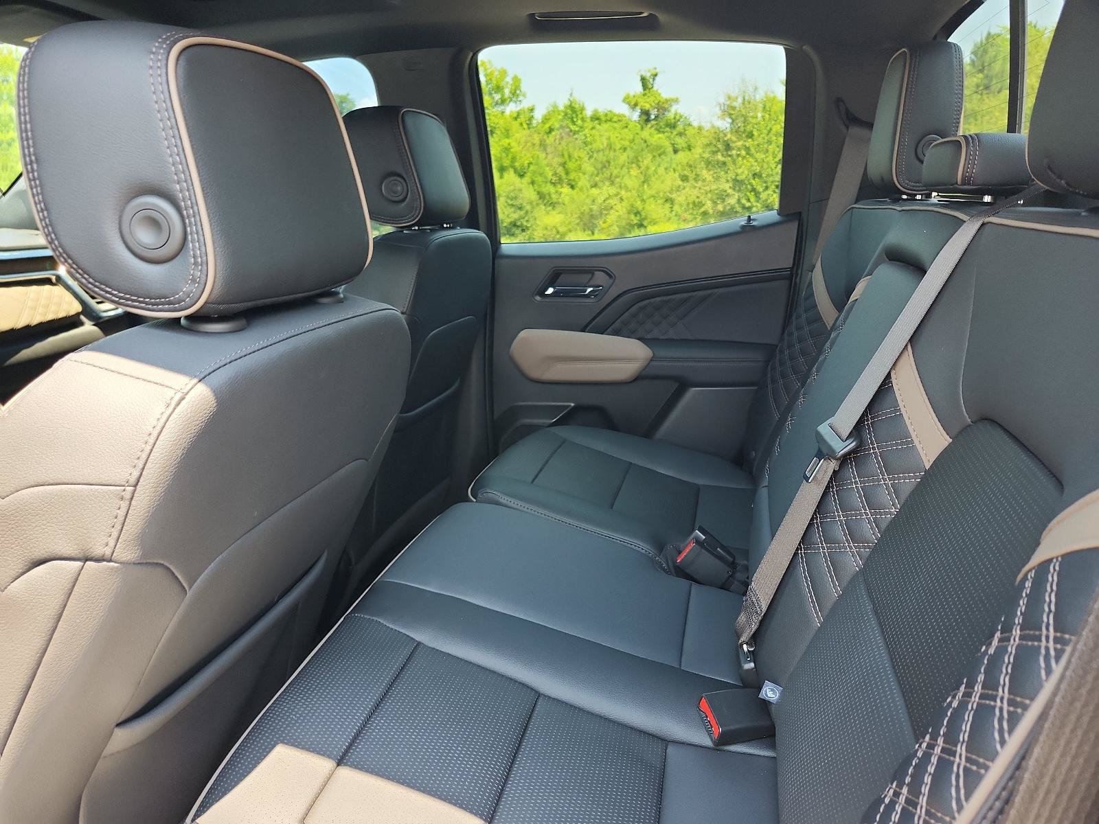 Certified 2024 GMC Canyon Denali AWD/4WD image 12