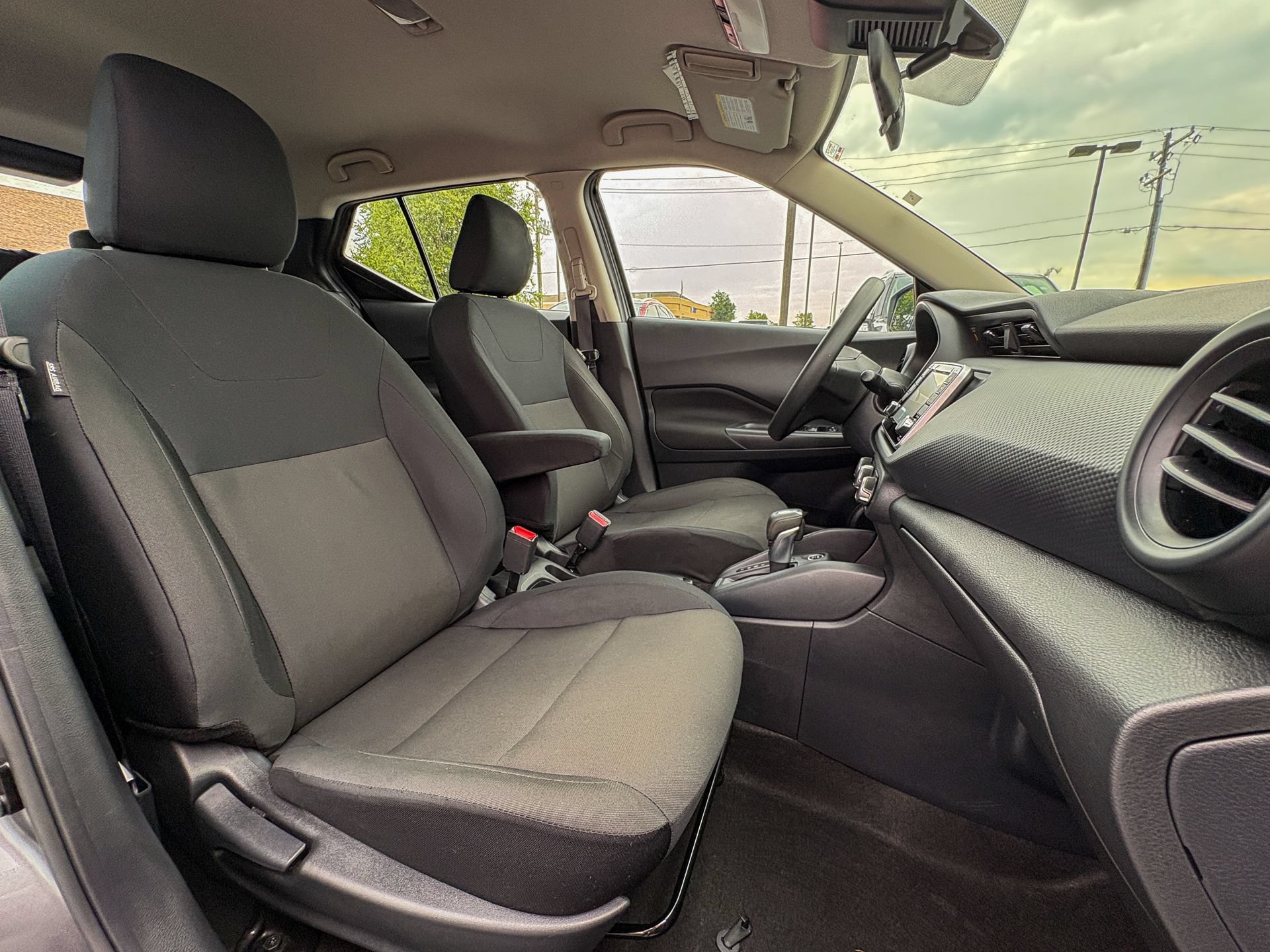 Used 2024 Nissan Kicks S FWD image 27