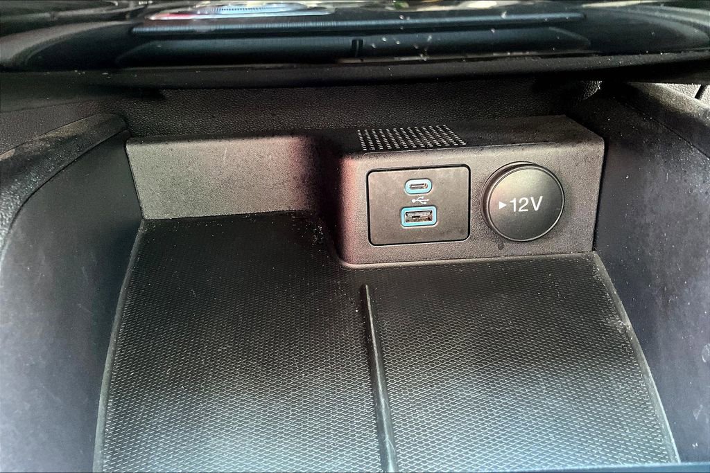 Used 2022 Ford Escape SEL w/ SEL Stealth AWD Package image 33