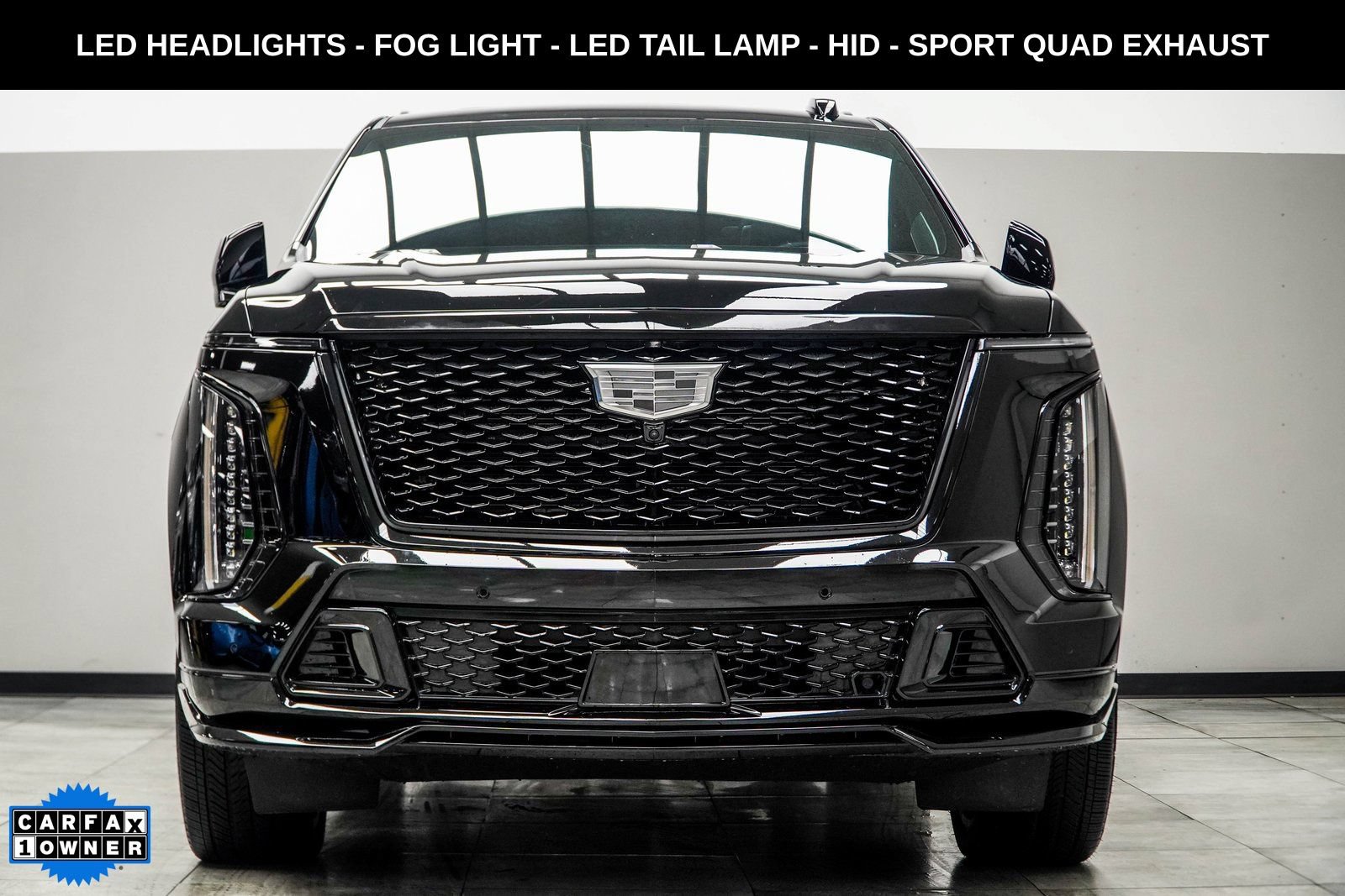 Used 2025 Cadillac Escalade V w/ LPO, ONYX Package AWD/4WD image 4
