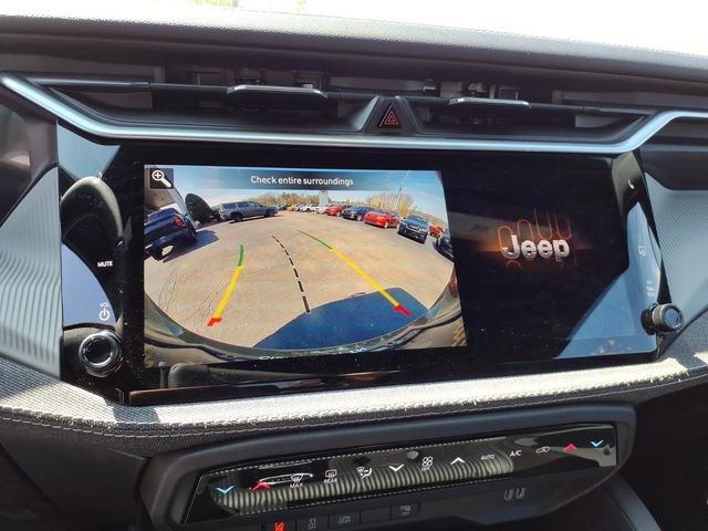 New 2026 Jeep Cherokee Laredo image 14