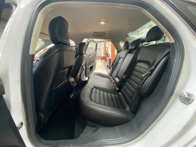 Used 2017 Ford Fusion Energi SE image 13