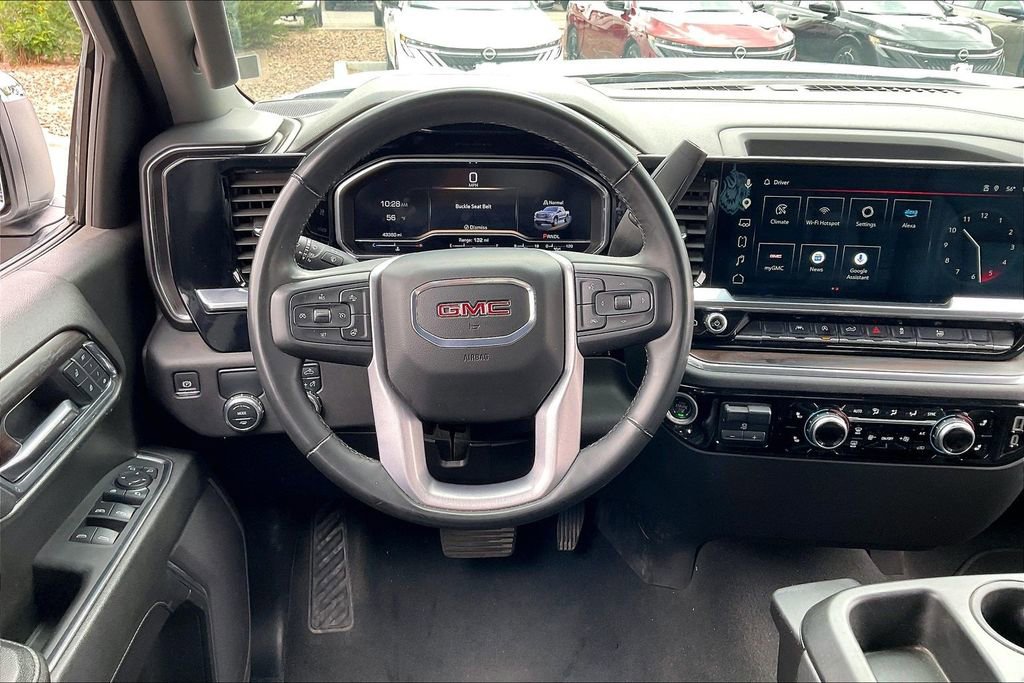 Used 2025 GMC Sierra 1500 SLT RWD image 5