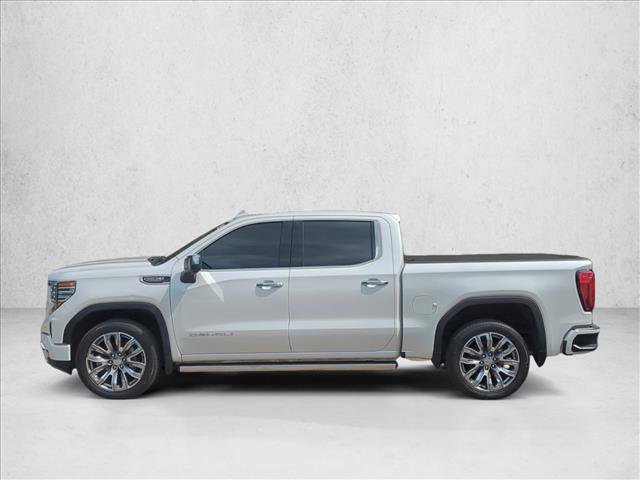 Used 2025 GMC Sierra 1500 Denali w/ Denali Reserve Package AWD/4WD image 3