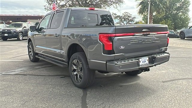 New 2025 Ford F150 Lightning Lariat image 5