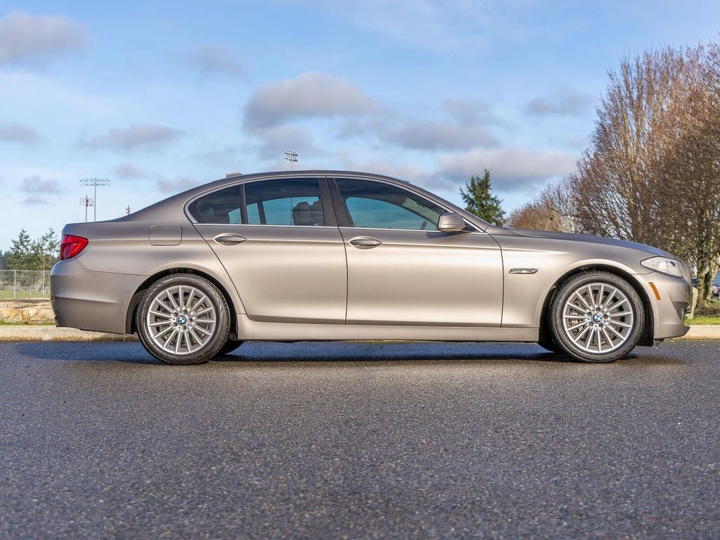 Used 2013 BMW 535i xDrive Sedan image 11
