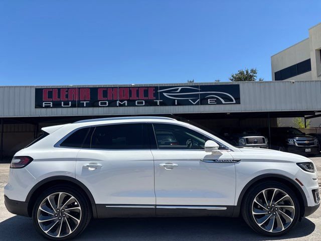 Used 2020 Lincoln Nautilus Reserve w/ Equipment Group 201A image 8