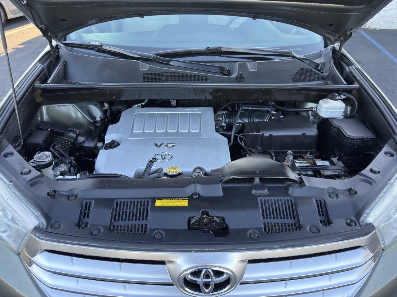 Used 2012 Toyota Highlander 4WD w/ Tech Pkg image 27