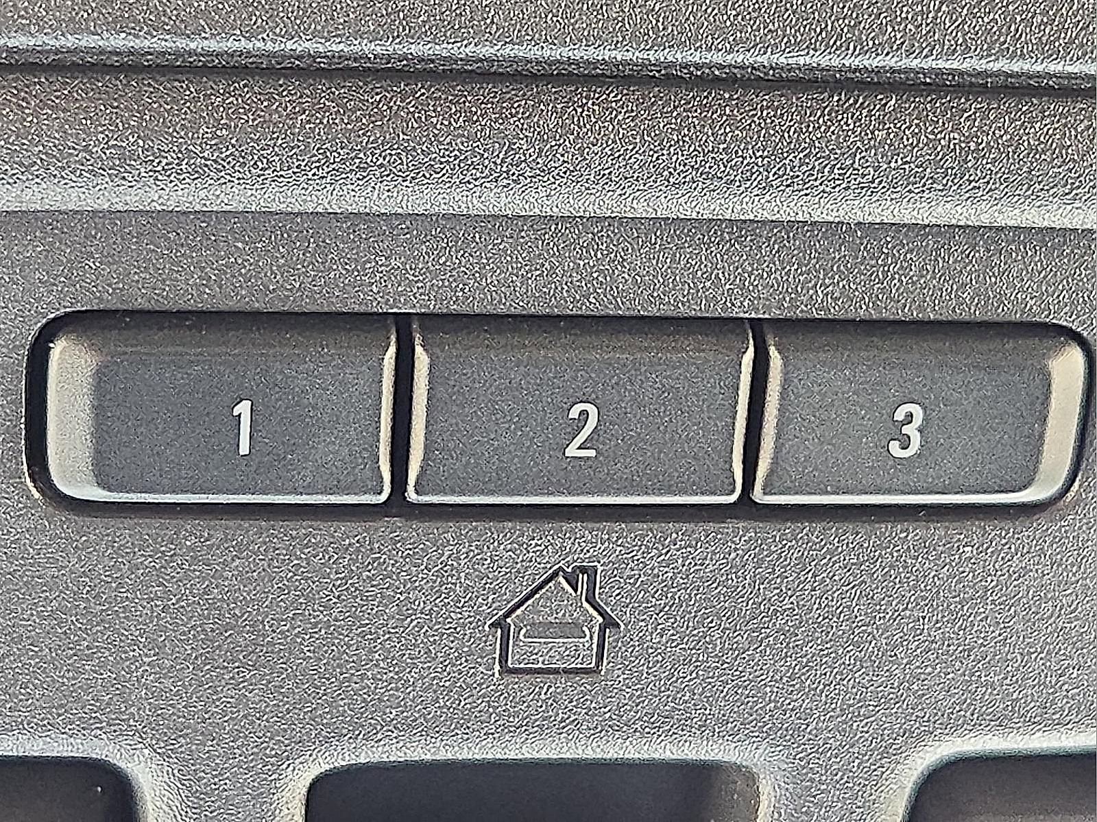 Used 2024 GMC Sierra 1500 AT4 w/ Technology Package image 22