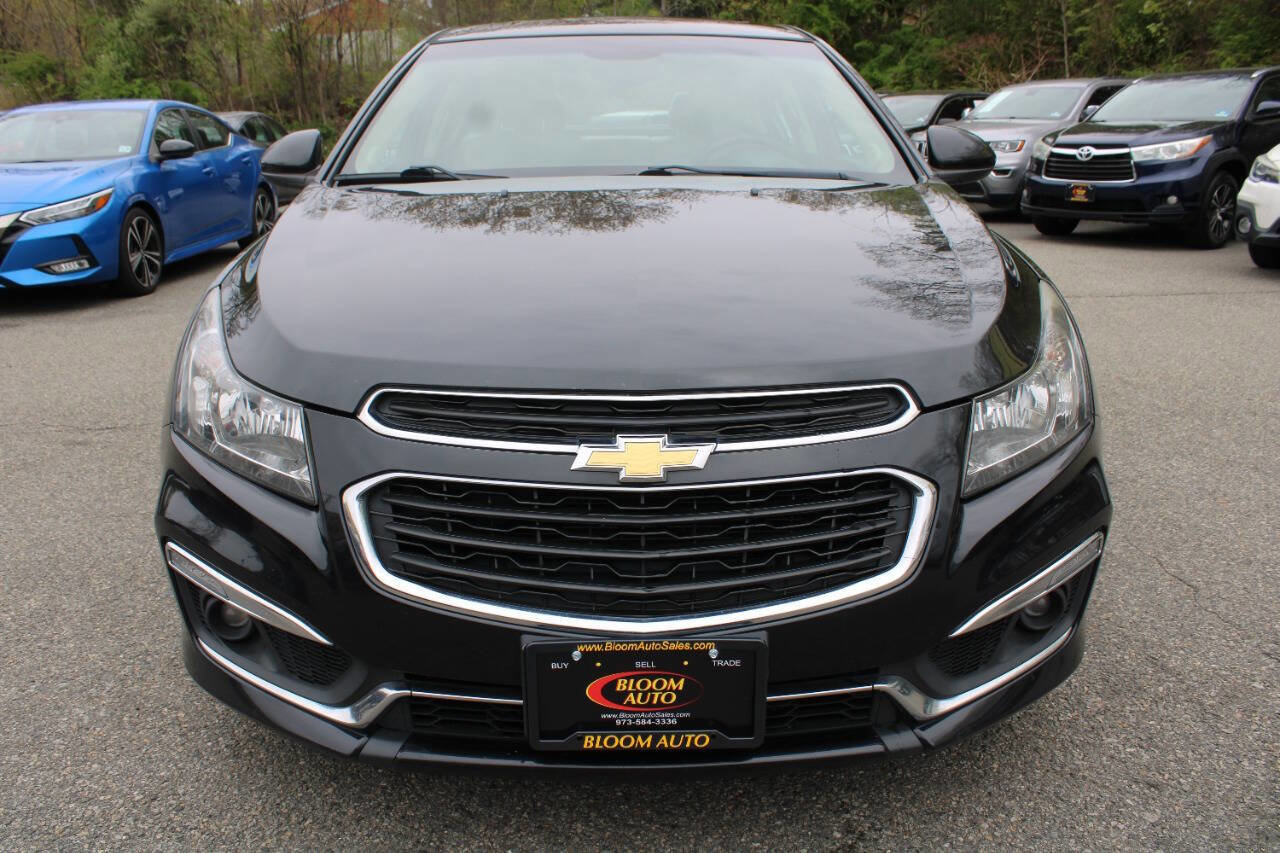 Used 2015 Chevrolet Cruze LTZ w/ Sun, Sound and Sport Package FWD image 3