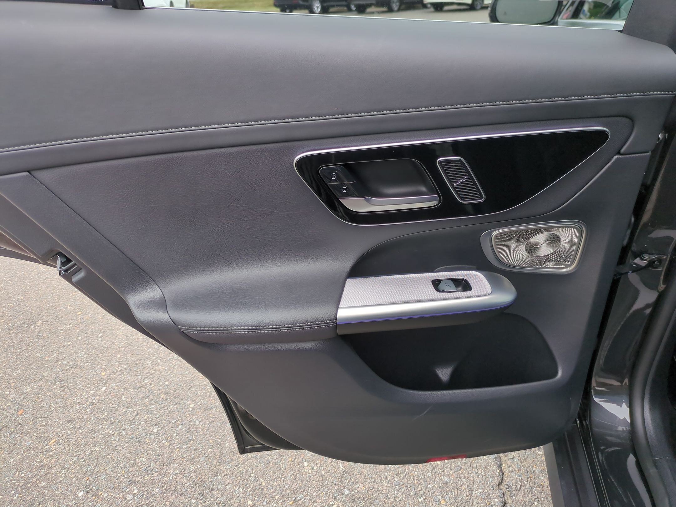 Certified 2025 Mercedes-Benz GLC 300 4MATIC image 30