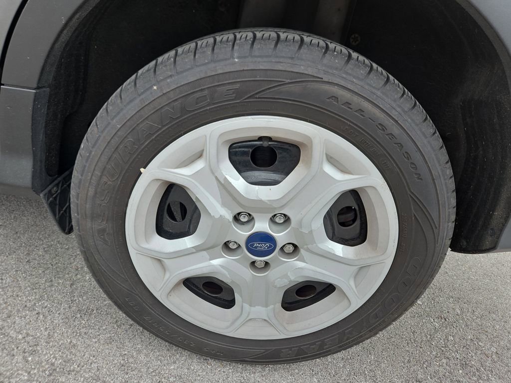 Used 2017 Ford Escape S image 7