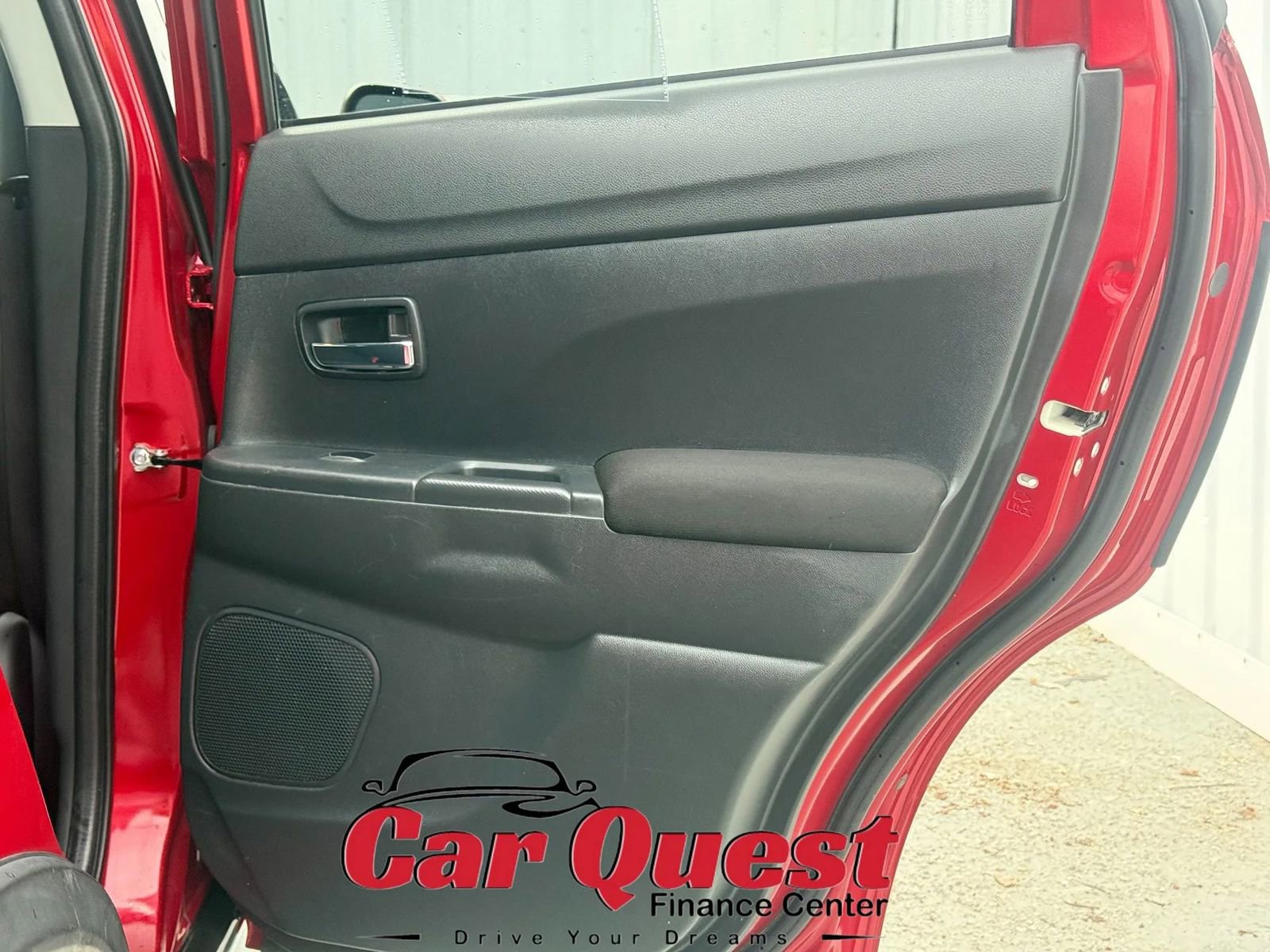 Used 2020 Mitsubishi Outlander Sport ES FWD image 18