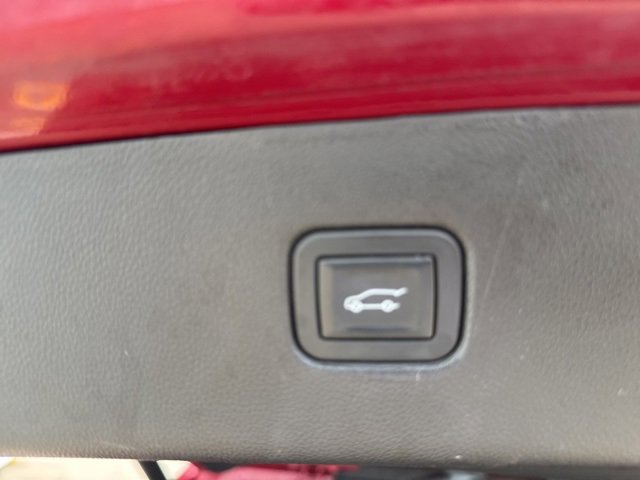 Used 2019 Chevrolet Blazer LT image 10