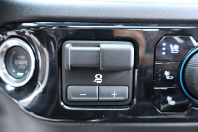 Used 2026 Chevrolet Silverado 2500 High Country w/ High Country Premium Package AWD/4WD image 26