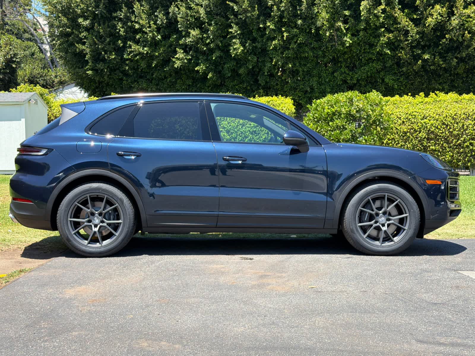 New 2026 Porsche Cayenne AWD/4WD image 9