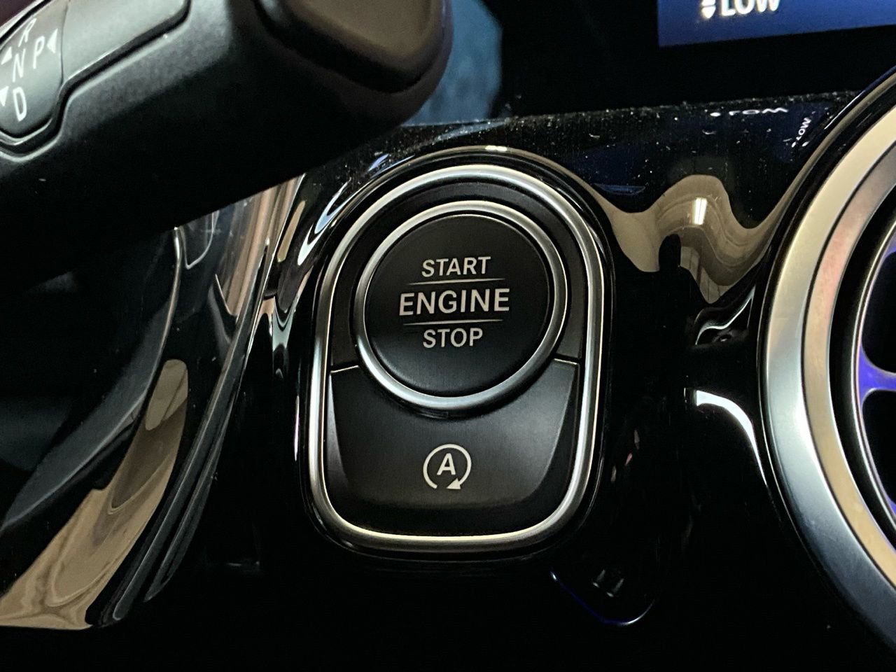 Used 2025 Mercedes-Benz GLA 250 image 28