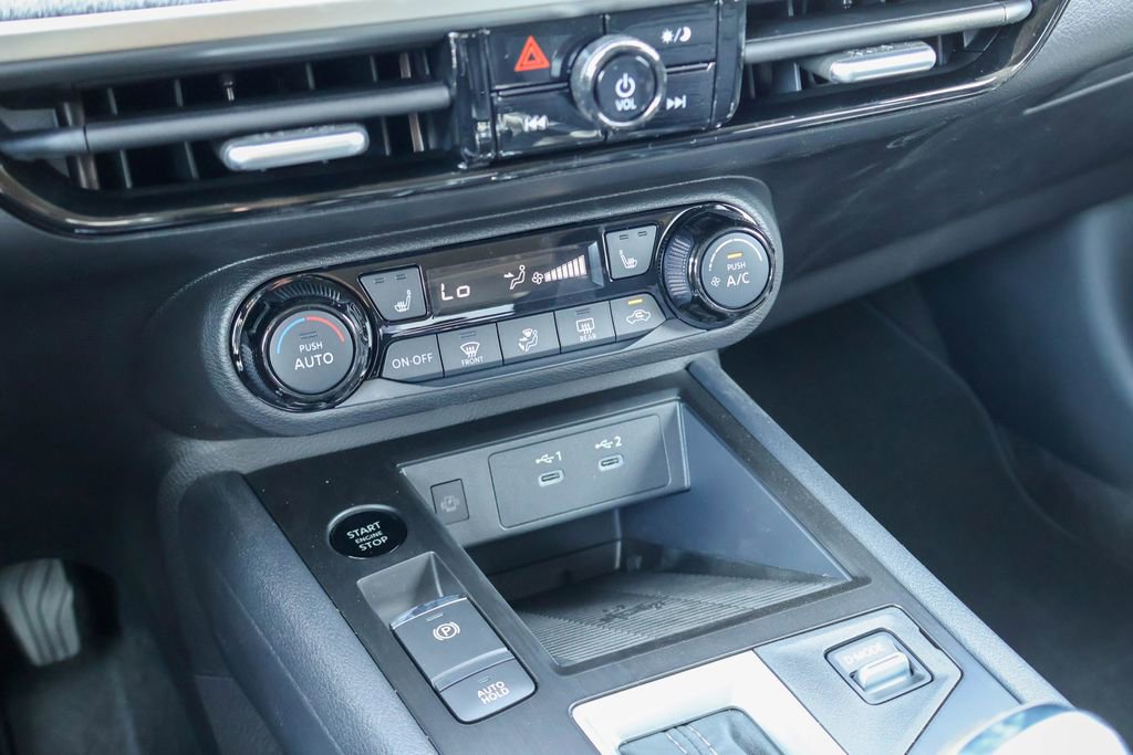 New 2026 Nissan Kicks SV image 13