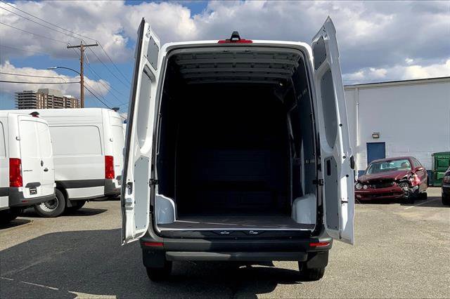 New 2026 Mercedes-Benz Sprinter 144 Cargo image 4