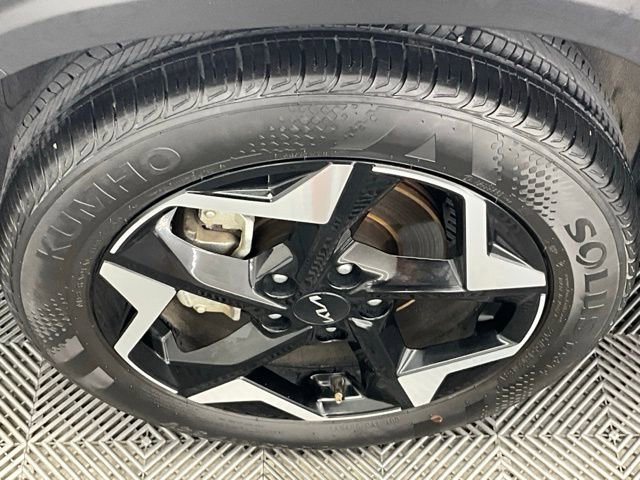 Used 2025 Kia Seltos S image 29