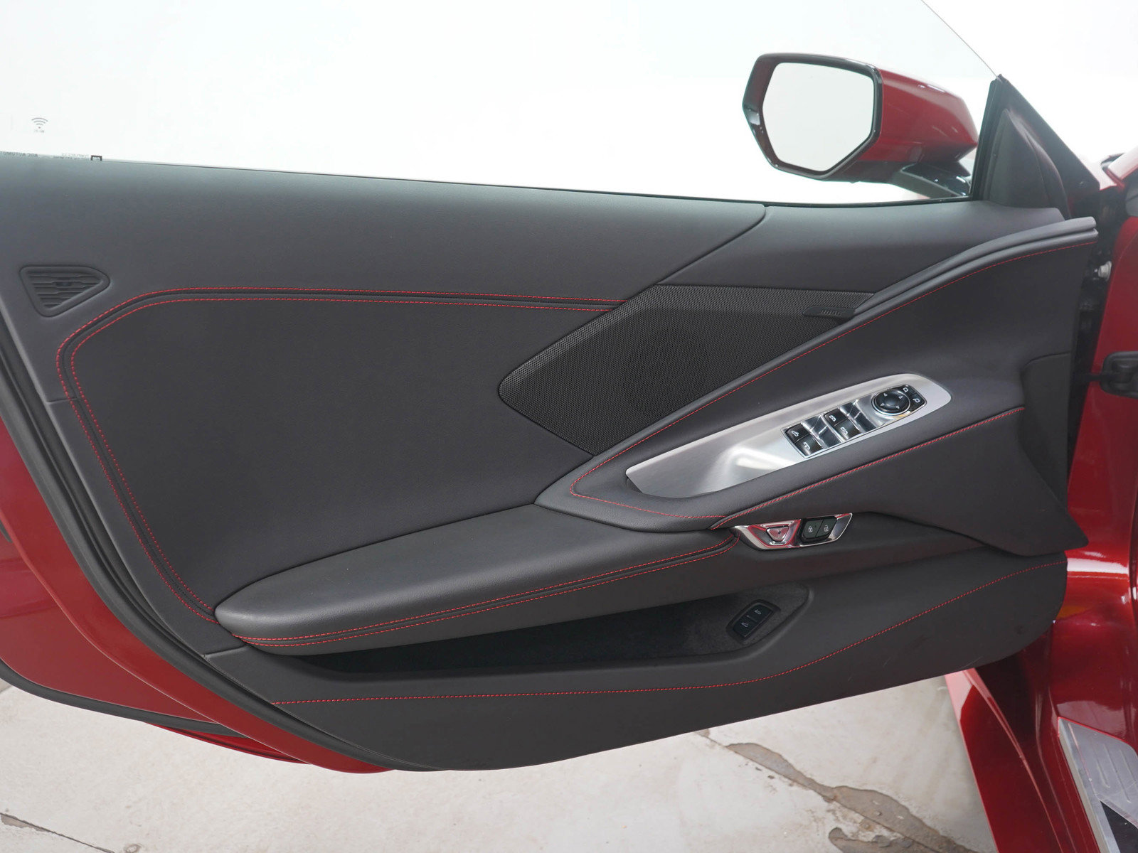 Used 2023 Chevrolet Corvette Stingray Convertible w/ Z51 Performance Package image 14