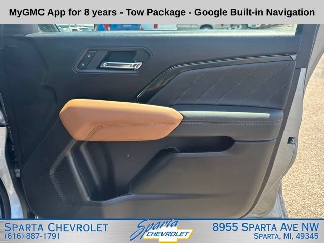 Used 2025 GMC Canyon AT4 AWD/4WD image 30
