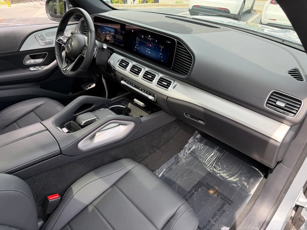 Used 2025 Mercedes-Benz GLE 350 4MATIC image 29